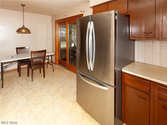 4th image of 4526 W 154th St