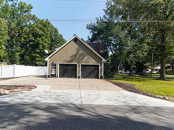 5th image of 494 Ingram Dr
