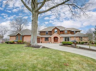1305 Shoreview Dr, Lima, OH 45805