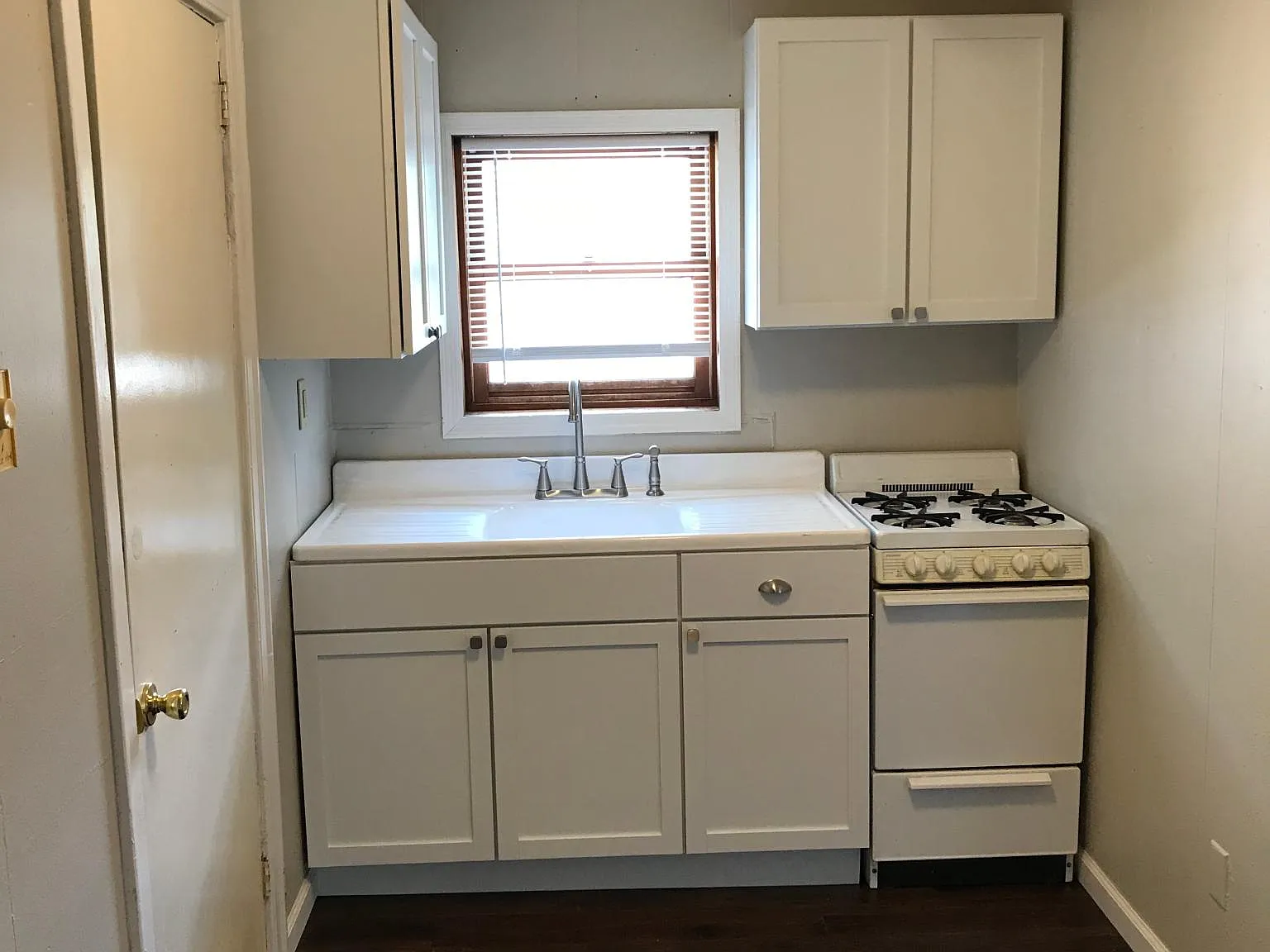 1 bed, 500 sqft, $725 — Photo 2
