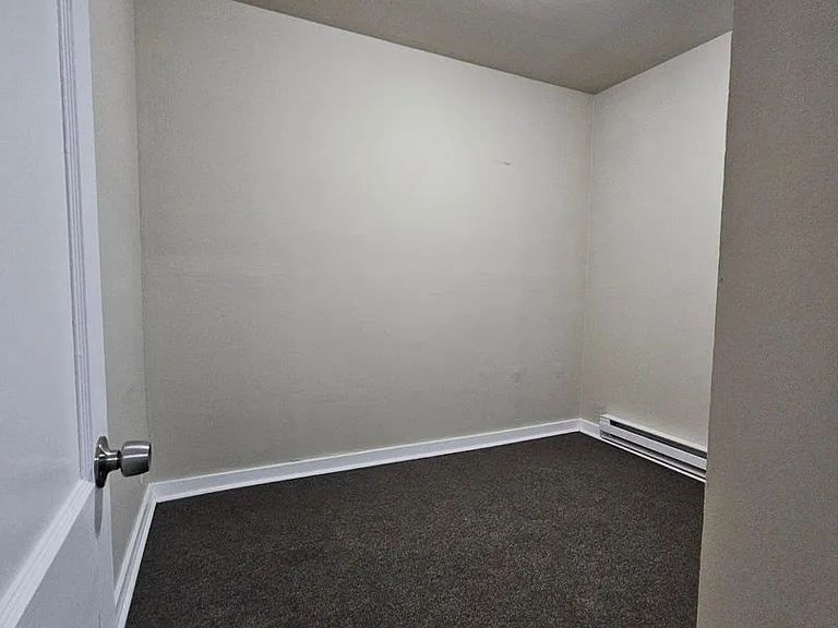 Robinson Heights — Photo 24