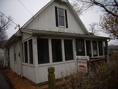 1st image of 8407 Thompson Ave
