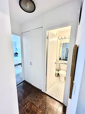 Rented by Addison Property Group | media 9