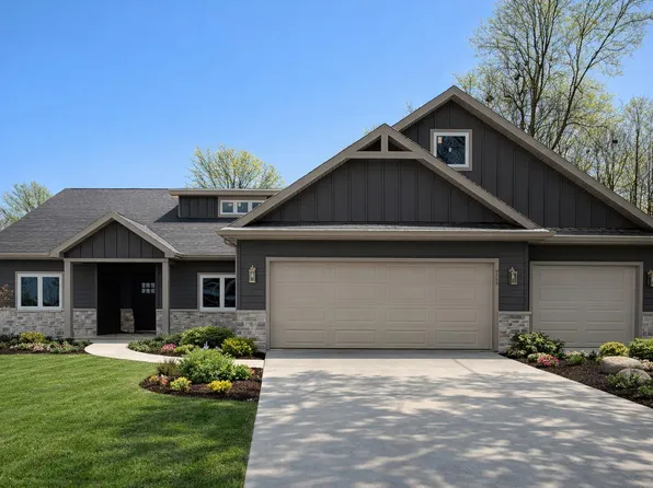 8768 Grand Forest Dr, New Haven, IN 46774