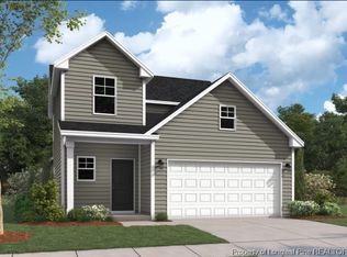 48 Placard Dr, Spring Lake, NC 28390