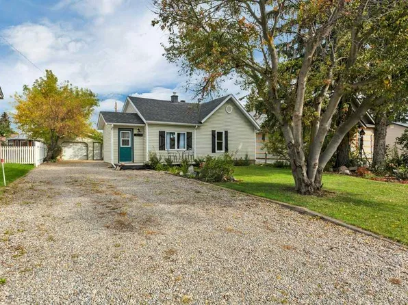 4618 S 51st Ave, Rimbey, AB T0C 2J0
