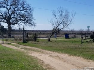 13055 La Vernia Rd, Saint Hedwig, TX 78152