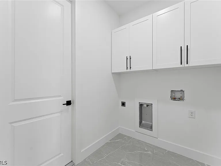 910 Atherton Ave — Photo 26
