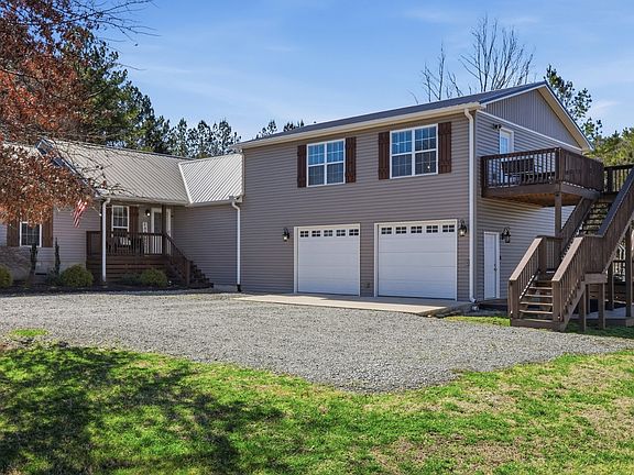 4th image of 32 McGee Rd