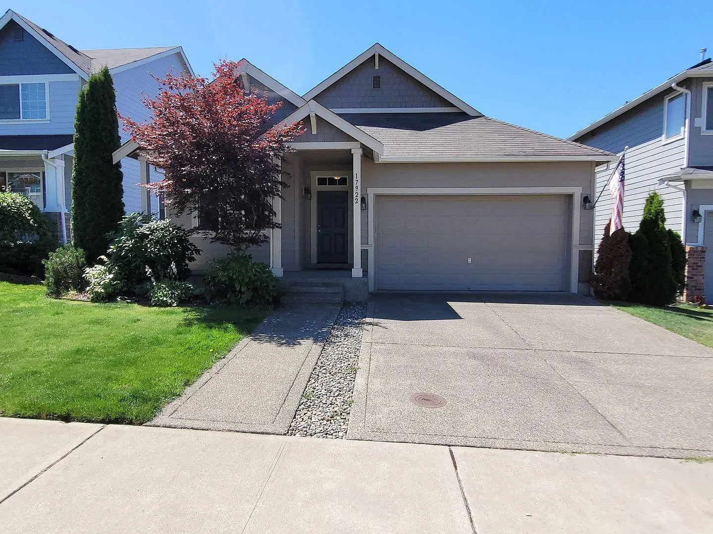 3 bed, 1348 sqft, $2,800 — Photo 1