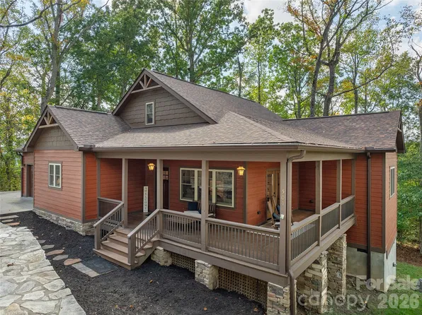 501 Sugar Maple Ln, Asheville, NC 28805