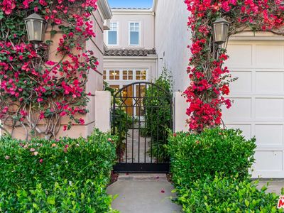 5474 Renaissance Ave, San Diego, CA, 92122
