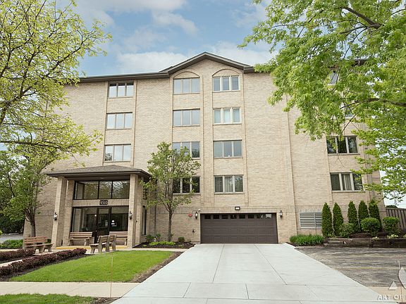 3rd image of 9510 S Kolmar Ave APT 407