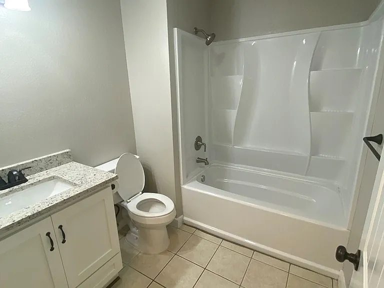 518 Peterson Dr — Photo 11