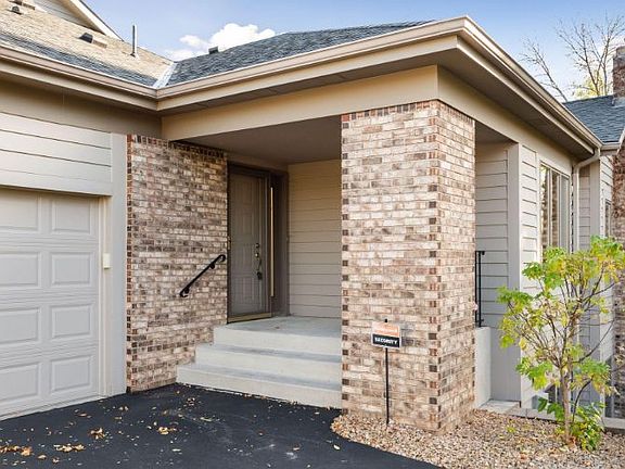 3rd image of 13238 Kerry Ln