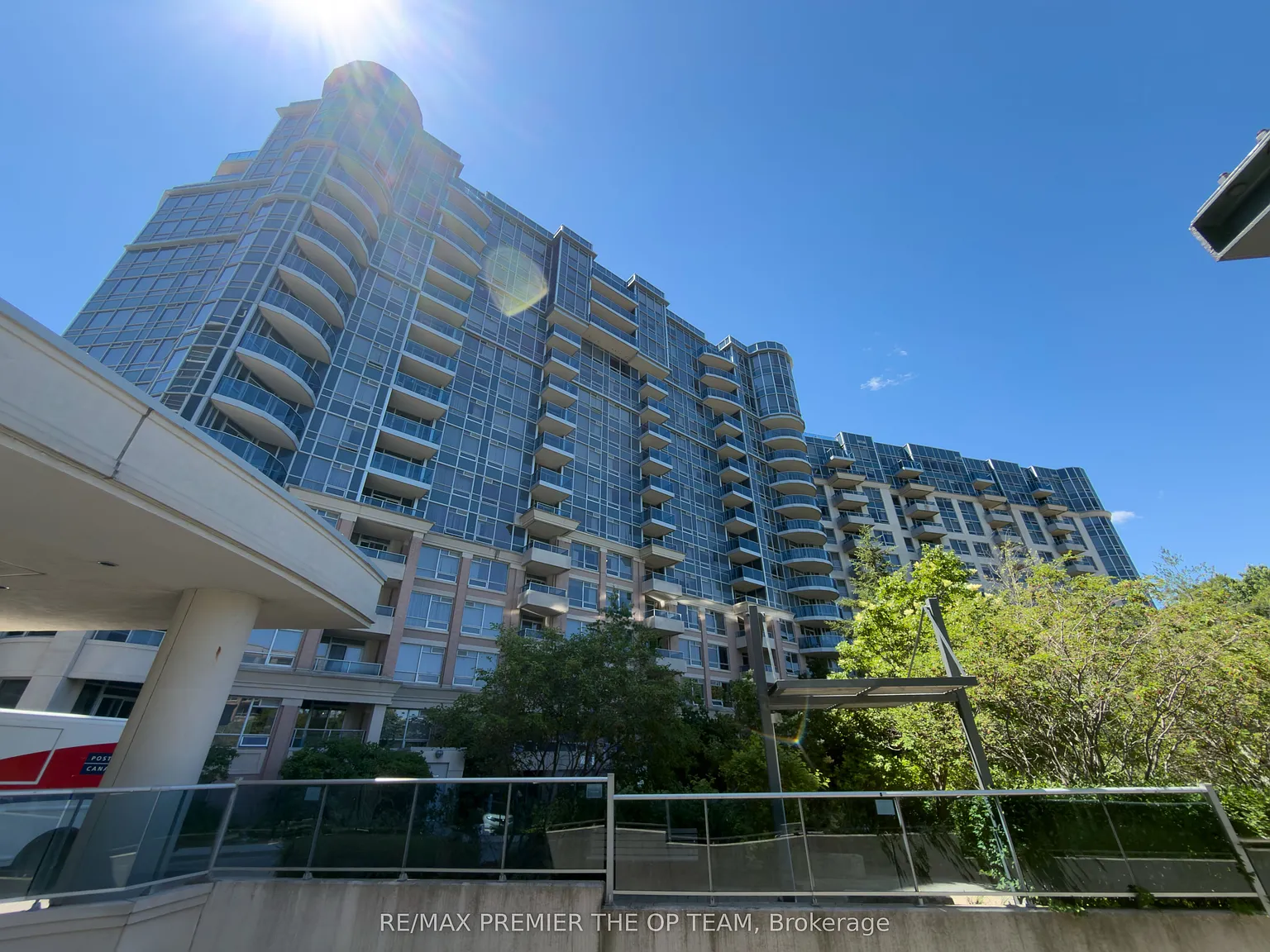 23 Cox Blvd — Photo 2