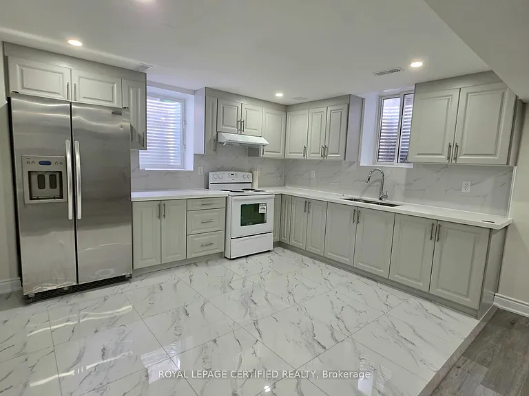 4 Adastra Pl #BASEMENT — Photo 5