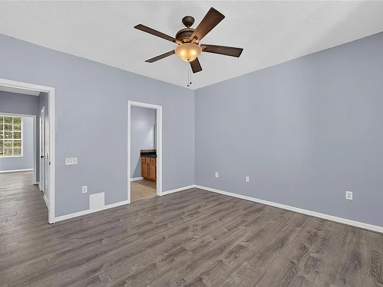 3186 Bayshore Oaks Dr — Photo 43
