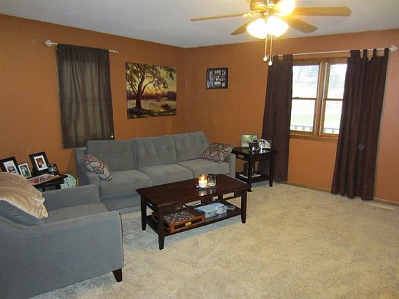3rd image of 30333 Horseshoe Lake Way