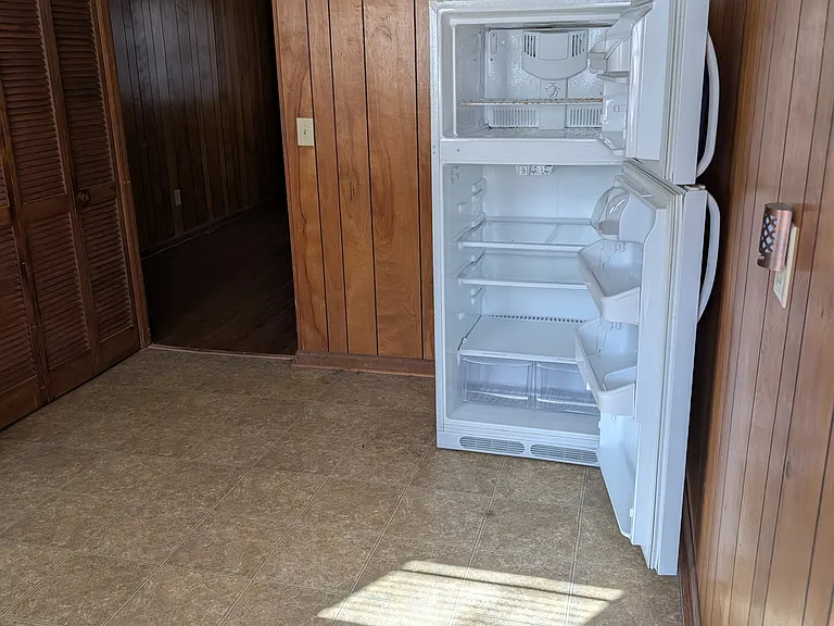 150 Hinkle St #1 — Photo 7