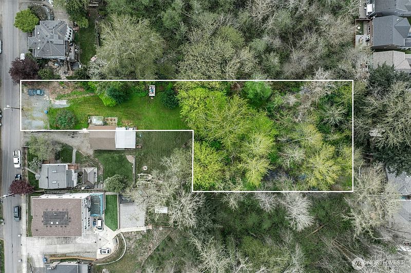 2nd image of 18005 83rd Avenue NE