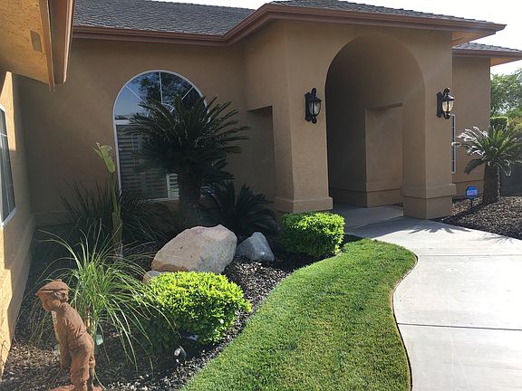 3rd image of 423 Julia Cir