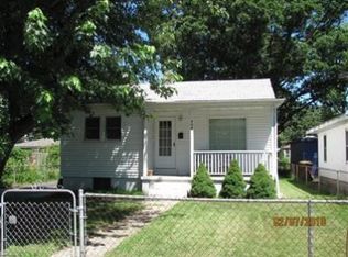 408 E Liverpool Rd, Lake Station, IN 46405