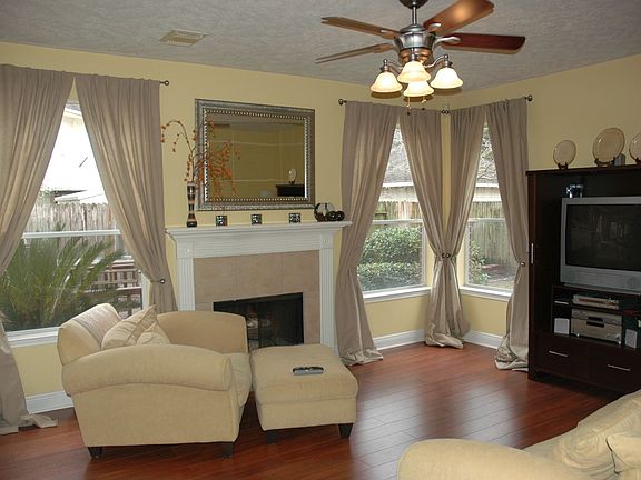 Living area w/ fireplace
