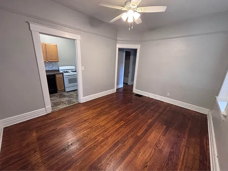 1331 Christy Ave #1 — Photo 4