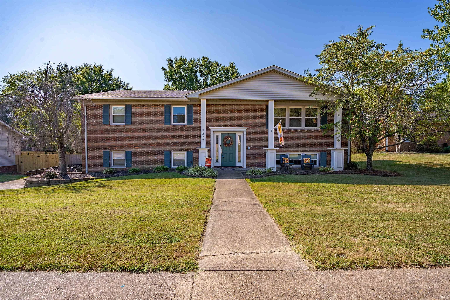 7377 Fairview Dr photo 1