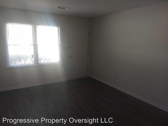 5th image of 101 Delwood Cir APT D