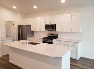 3662 Harbrooke Rd, Medford, OR 97504