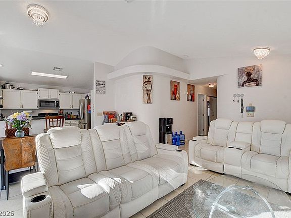 5th image of 8113 N Hercules Dr