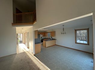 7679 Greenbush Rd, Akron, NY 14001