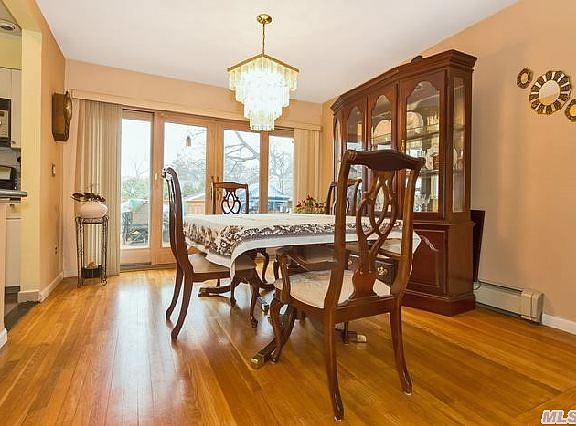 3rd image of 70 Massapequa Ave