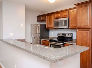 214 Lake Parsons Grn UNIT 202, Brandon, FL 33511