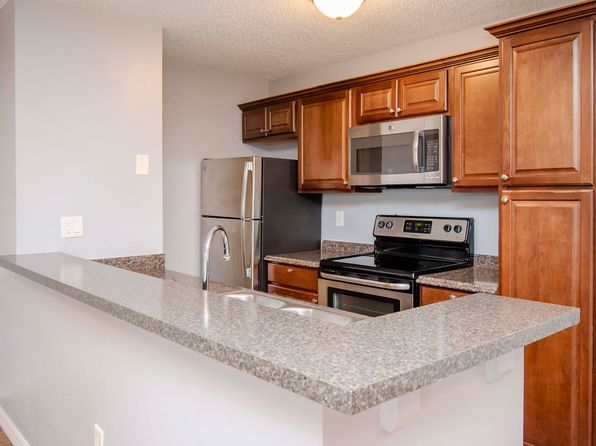 214 Lake Parsons Grn UNIT 202