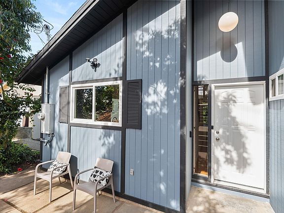 2nd image of 22 Rydal Ct