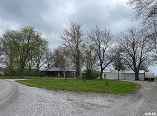 8812 Baxter Rd, Benton, IL 62812