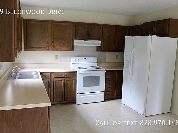 5th image of 69 Beechwood Dr