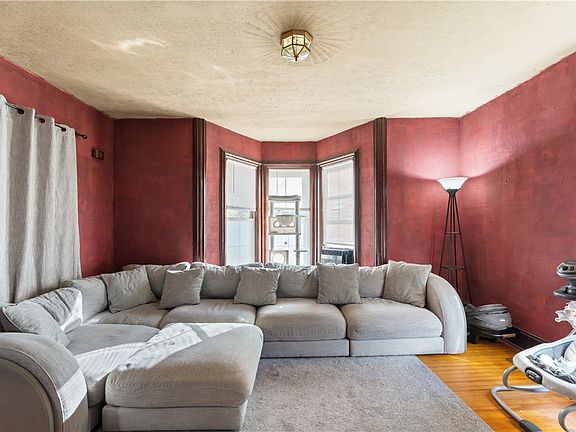 5th image of 6343 Decker Rd