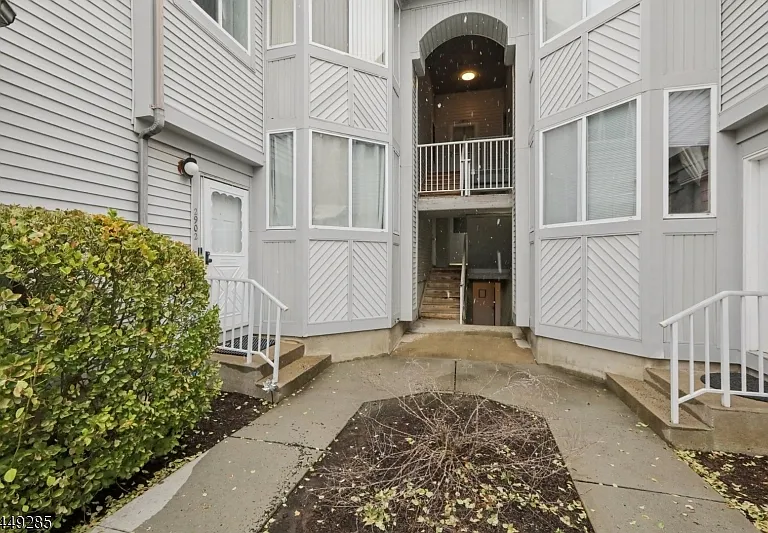 2902 Jesse Way — Photo 21