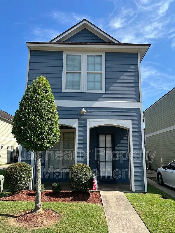 2 bed, 2.5 bath, 1260 sqft, $1,660 — Photo 1