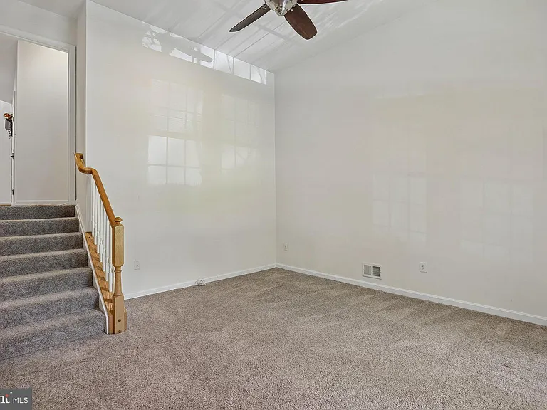 46 Waddington Ln — Photo 52