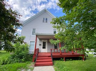 66 River St, Richford, VT 05476