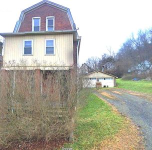 619 Dawson St, Wall, PA, 15148