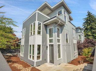 3255 NE Prescott St, Portland, OR 97211