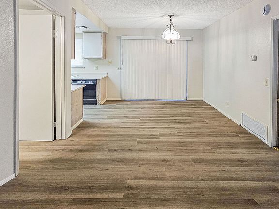 5th image of 936 W Perdew Ave #A