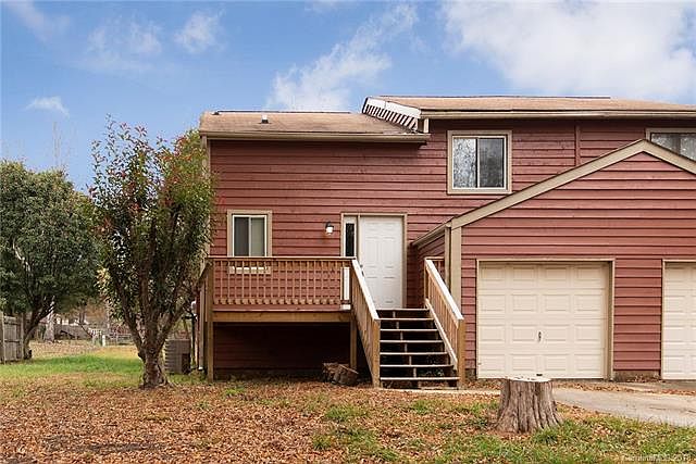 1st image of 7743 Park Vista Cres