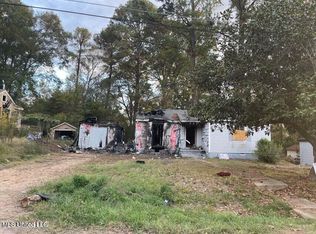 107 Cedar Ln, Jackson, MS 39212